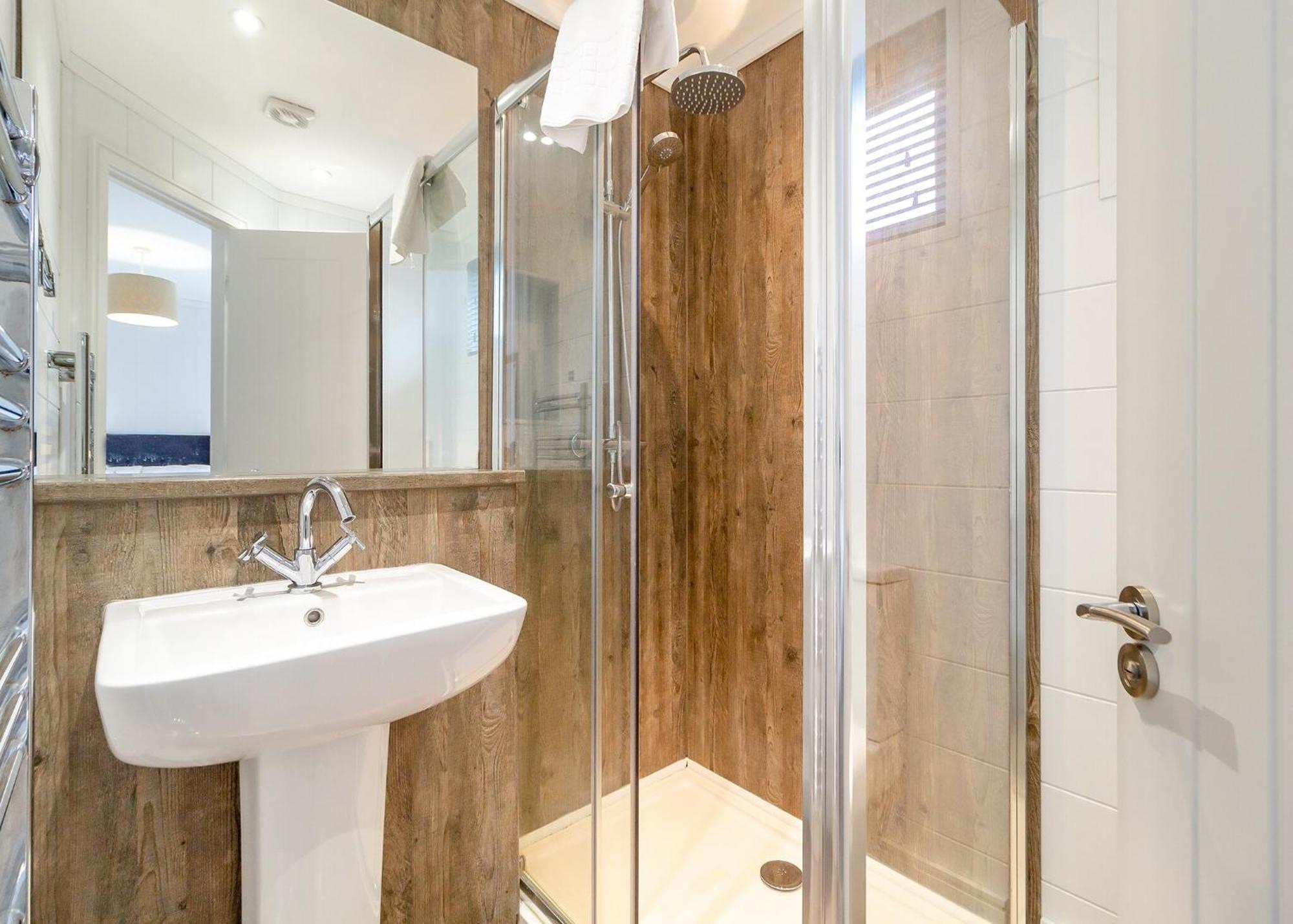 Norfolk Woods Resort And Spa Narborough  Екстер'єр фото